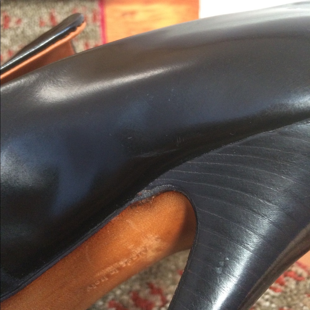 CELINE black leather/suede pointed toe heels - Picture 8 of 8